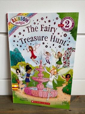 Rainbow Magic: The Fairy Treasure Hunt - Scholastic Softcover Children’s Book